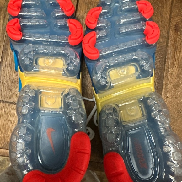Brand new men's Nike vapor max plus - Picture 4 of 4